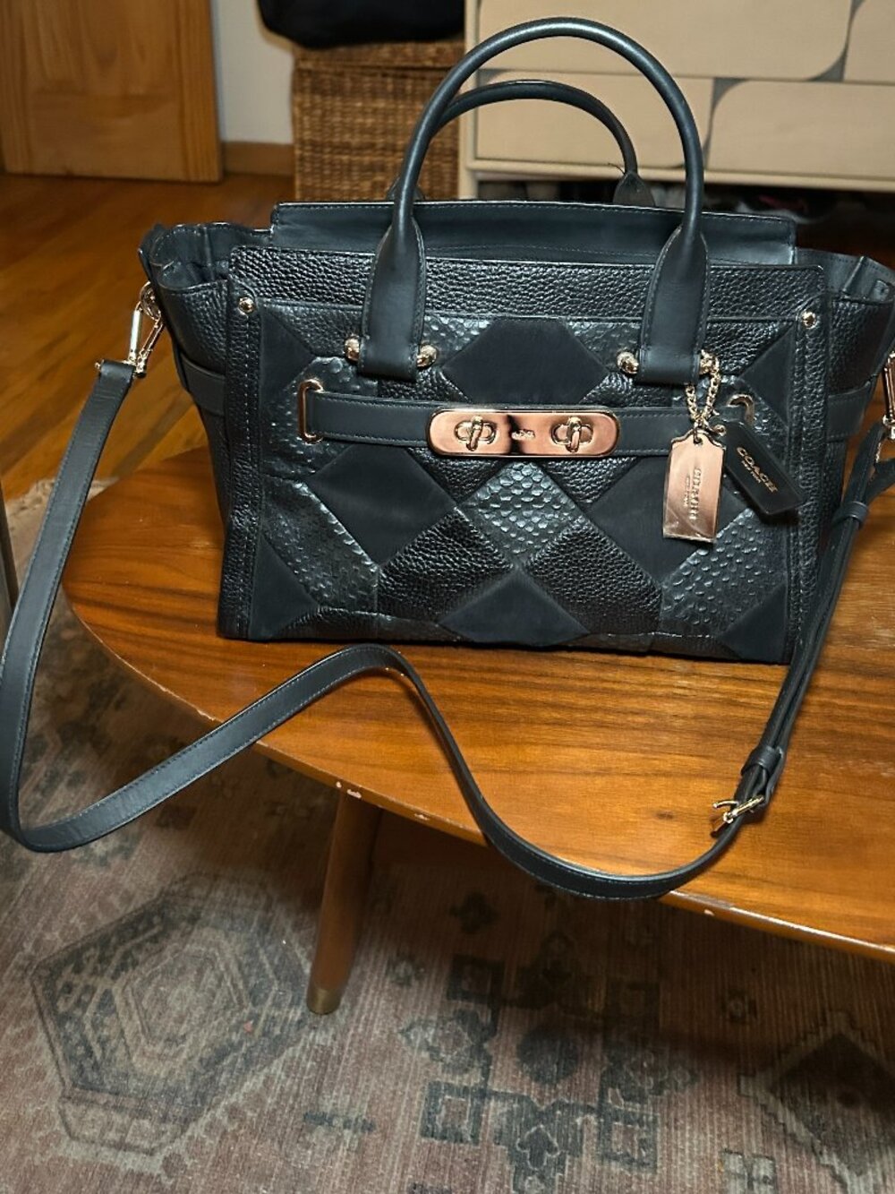 Coach Swagger In Patchwork Pebble Leather - Picture 2 of 6